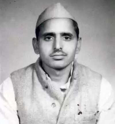 MULAYAM SINGH YADAV